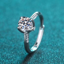 Excellent Cut Diamond Good Clarity Moissanite Wedding Rose Ring Silver 925 Jewelry Female