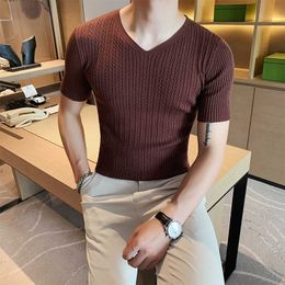Knitted T Shirt Men Summer British Style V-neck Tops Tees Fashion Casual Tops Tees Solid Colour Bottoming Male Clothing 210527