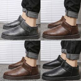 Botas de neve Sapatos de algodão de inverno masculino Plus veludo engrossado calor tamanho grande antiderrapante À Prova D 'Água Pão de Pão confortável moda casual para homem