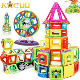 82pcs Big Size Magnetic Building Blocks Triangle Square Constructor Brick Designer Enlighten Magnetic Toys For Children Gift Q0723