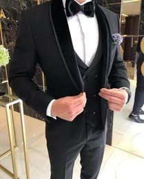 Handsome Groom Tuxedos Mens Wedding Suit One Button Black Velvet Shawl Lapel Groomsmen Formal Wear 3 Pieces Men Suits Prom Party Blazer Slim Fit (Jacket+Vest+Pants)
