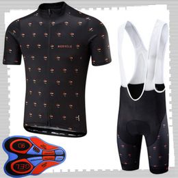 Pro team Morvelo Cycling Short Sleeves jersey (bib) shorts sets Mens Summer Breathable Road bicycle clothing MTB bike Outfits Sports Uniform Y21041571