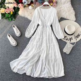 White Long Dress for Woman V-neck Elegant Maxi Vestido Clothing Lace Patch High Waist Boho Vintage Bodycon Female 210603