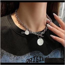 Necklaces & Pendants Jewelry Drop Delivery 2021 Ins Fashion Round Pendant Clavicle Chain Hip Hop Luxury Necklace For Men And Women Wholesale
