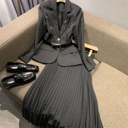 Black Blazer With Belt + Midi Pleated Skirt Women 2 Piece Set Autumn Office Vintage Lady Long Sleeve Suit Jacket Chic 220302