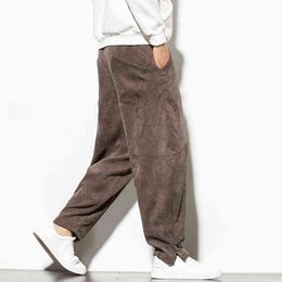 2021 Plus Size Corduroy Casual Pants Men Clothing Harajuku Loose Trousers Retro Harem Pants Chinese Style Fashion Clothes Male G0104