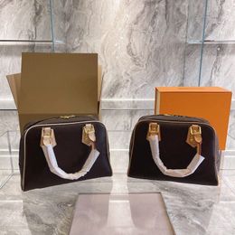 High-quality Leather Bag Brown Classic Printing Handbags Patckwork Shoulder bags Zipper Closure Ladies Handbag with Two Flap pockets