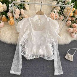 Autumn Coat Double Layer Ruffled Slim Short Lace Bottoming Shirt Women Temperament UK299 210506