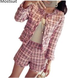 Autumn Winter Tweed 2 Piece Set Women Slim Plaid Jacket Coat + Tassels Shorts Suits Fashion Fringed Trim Ladies Women' s 210513