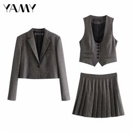 Za Winter latest Plaid Short Casual Suit Blazer College Style retro Grey Woman Jacket Office Lady Women 211006