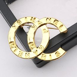 Luxury Designer High Quality 18K Gold Plated Brooches For Mens Womens Fashion Brand Double Letter Sweater Suit Collar Pin Brooche Clothing Jewelry Accessories EE