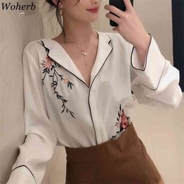 Women's Long Sleeve Shirt Tops Korean Fashion Vintage Floral Embroidery Blusas Casual Blouses Camisas Para Mujer 210519