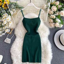 Spring Summer Fashion Sexy V-neck Sleeveless High Waist Thin Knitted Nightclub Package Hip Dress Vestidos L428 210527