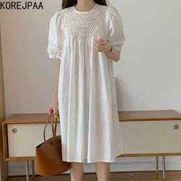 Korejpaa Women Dress Summer Korean Chic Retro Round Neck Pleated Stitching Design Loose and Versatile Bubble Sleeve Dresses 210526