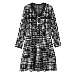 Black Geometric Button Long Sleeve Mini Short Dress V-neck Autumn Winter Elegant Vintage D2011 210514