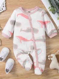 Baby Boy Contrast Binding Cartoon Graphic Footed Jumpsuit SHE