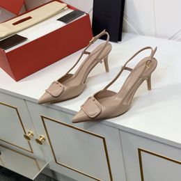 Sexy zarte klassische Frauen Kleid Schuhe Limited Edition 4 cm 8cm Ferse Geschäfts Angelegenheiten Schuhkomfort Perlenschnalle Bänder Nieten mit Kasten