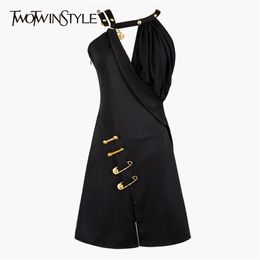 Sexy Patchwork Metal Pin Dress For Women Asymmetrical Collar Sleeveless High Waist Black Dresses Female Summer 210520