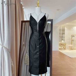 Fashion Sling Spaghetti Strap V-neck PU Leather Sexy Dress Bodycon Sleeveless Black Party Women 210525
