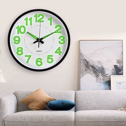 Large Wall Clock Luminous Home Decoration Bracket Clock Modern Design Wall Mounted Mute Clock Pattern Hanging Watch Crafts 210930
