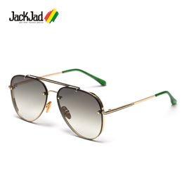 2021 Fashion Top Quality Classic Pilot Style Gradient Sunglasses Men Rivet Brand Design Sun Glasses