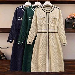 High Quality Spring Fall Korean Fashion Knitted Sweater Dress Women Slim Button Bright Shinny Vintage Party Christmas Robe 210514