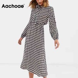 Aachoae Elegant Houndstooth Dress Women Autumn Spring Bow Neck Vintage Plaid Midi Dress Lantern Long Sleeve Casual Sundress 210413