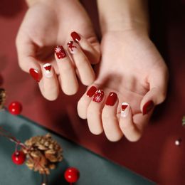2022 tipps nägel weihnachten Falsche Nägel 24 stücke Weihnachten gedruckt Kurzer gefälschter Nagel-Patch Abnehmbare Absatz Frauen Mädchen Maniküre-Tipps mit Kleber