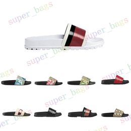 2021 Moda de Verão Luxurys Chinelos Homens Mulheres Designers Flat Slides Sandálias Beach Flip Flops Sapatos 35-46