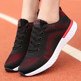 2021 Damen Laufschuhe Schwarz Weiß Bred Rosa Mode Damen Trainer Atmungsaktive Sport-Turnschuhe Größe 35-40 15