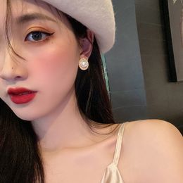 High Level Pearl Circle Gold Charm Earrings For Woman Korean Fashion Jewellery Wedding Party Girl's Elegant Temperament Goth Earring Stud