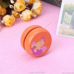 Cute Animal Prints Wooden Yoyo Toys Easy Educational Toys Classic Toy F19 21 Dropshipping G1125
