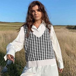 Vintage Houndstooth Y2K Knitted Sweater Vest For Women Warm Fashion Aesthetic Pullover Sleeveless V Neck E Girl Top Female 210510