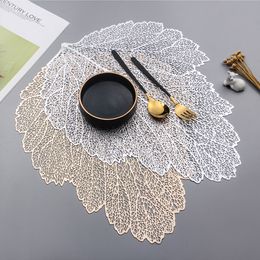 Placemat Dining Table Coasters Leaf Simulation Plant PVC Coffee Cup Table Mats Hollow Kitchen Christmas Home Decor Gifts GYL65