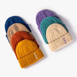 Корейский сшитый черенок шапочки шапочки мужская зимняя зима Thicke теплые открытый путешествия шерстяные капоты женские лыжи вязаная шляпа оптом