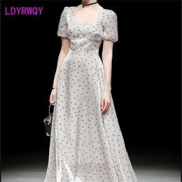 LDYRWQY Korean Retro Polka Dot Puff Sleeve Slim Square Neck Temperament Fashion Dress Polyester Office Lady 210416