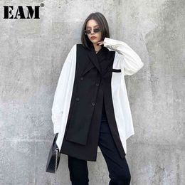 [EAM] Women Black White Bandage Big Size Blouse New Notched Collar Long Sleeve Loose Shirt Fashion Spring Autumn 1DD4835 210410