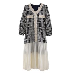 Women Vintage Plaid Tweed Chiffon Patchwork Dress Breasted V-neck Black White Pleated A-line Elegant D2329 210514