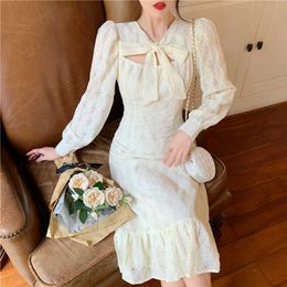Vintage Lace Mermaid Dress French Ruffled Women Long Sleeve Maxi Winter Undefined Wedding Party Sexy es for 210604