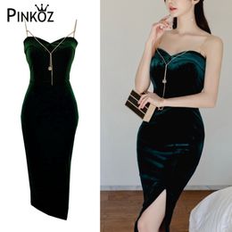 Sexy Night Designer стиль MIDI бархатное платье для женщин Femme Slim Bodycon Leath Chian Spaghetti ремешок для вечеринки платья одежды 210421