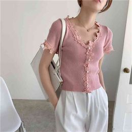 Women Patched Lace V-Neck Knitted Short Sleeve Thin Sweaters Lady Single-breasted Hollow Out Sweater Crop Tops Female 210507