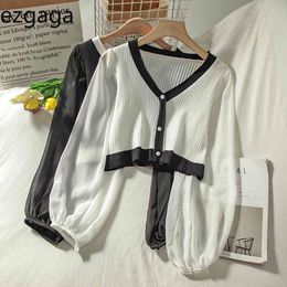 Ezgaga V-Neck Shirts Women Casual Single Breasted Long Lantern Sleeve Patchwork Blouse Ladies Short Tops Thin Autumn New 210430