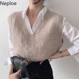 V-neck Sleeveless Pullover Sweater Women Ladies Fashion Chic Loose Vest Solid Colour Knit Tank 1F460 210422