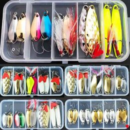 10Pcs Fishing Metal Spoon Lure Kit Set Gold Silver Baits Multiple Sequins Spinner Lures with Box Treble Hooks YU081 220110