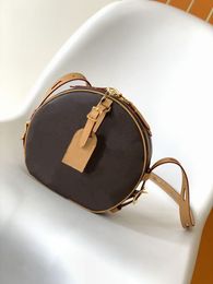 Direct selling high quality women's round cake cosmetic bag fashion letter printing Leather Canvas Shoulder Bag Messenger Handbag m45649 luxury party 20 * 22.5x8 cm
