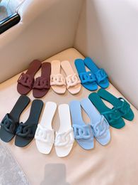 2021 European American Womens Shoes New Summer PVC Jelly Shoes Antiskid Beach Flat Slippers Large Size Flip Flop