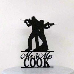 Custom Personalized Mr & Mrs Last Name Wedding Cake Topper With Rifle Gun Unique And Cool Wedding Decorationcake supplies D220618