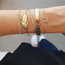 Charm Bracelets 5PCs Vintage Gold Feather Bangles For Women Boho Crystal Open Set Fashion Wrist Chain JewelryCharm