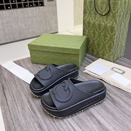 Designer Slide Hausschuhe Sandalen Flache Sommer Luxus Slides für Männer Frauen Gummi Leder Slipper Damenmode Erhöhung Sliders Scuffs Sandale mit Box