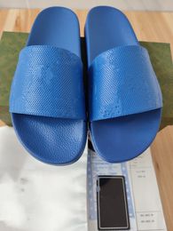 2022 Designers chinelos de designers Sandálias clássicas sapatos de couro genuíno Madeiras Slipper Slipper Praia Flip Flip Flip com Dustbag Tamanho 34-43 0421